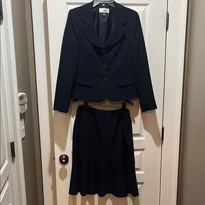 Le Suit Navy Women's Blazer and Skirt Set